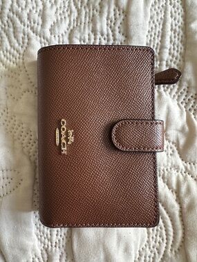 Coach Brown Leather Snap Card Wallet with Gold Logo